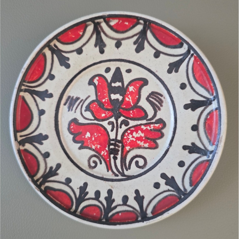 Vintage Corund Hand Painted Art Ceramic Folk Art Plate Red Black Floral 5.5"